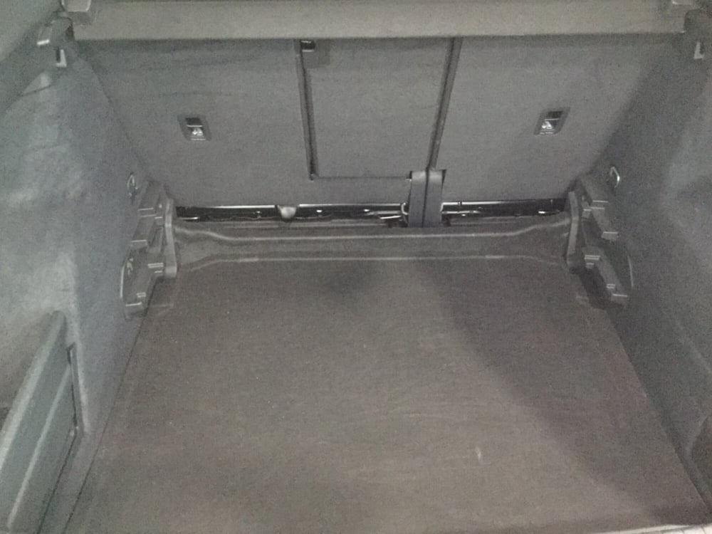 Audi Q3 Sportback usata a Livorno (6)