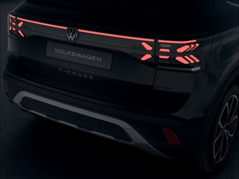 Volkswagen T-Cross nuova a Livorno (5)