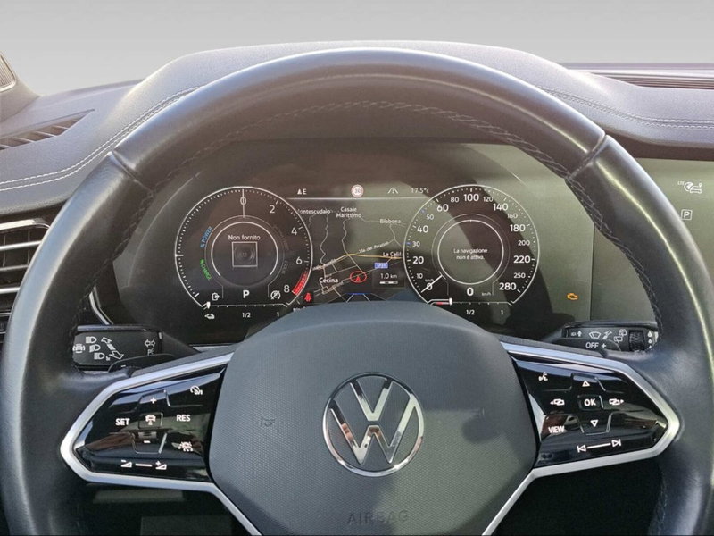 Volkswagen Touareg usata a Livorno (10)