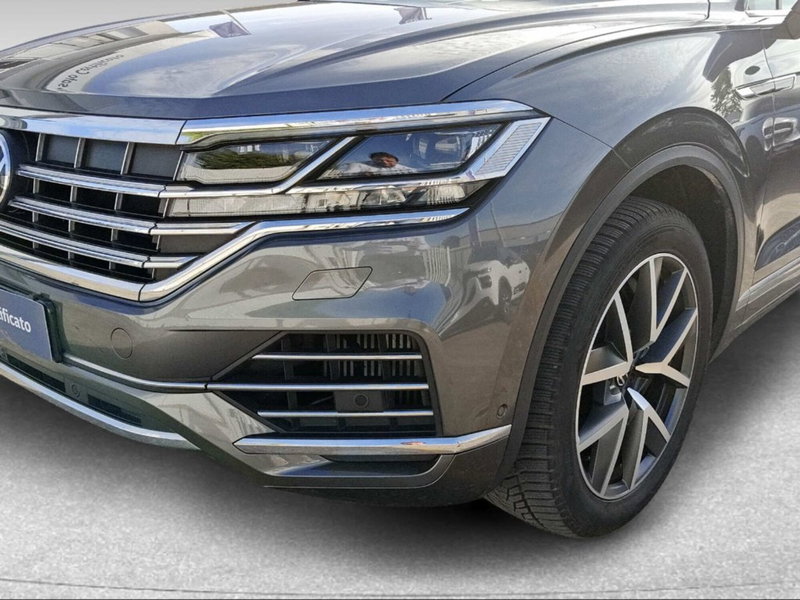 Volkswagen Touareg usata a Livorno (15)