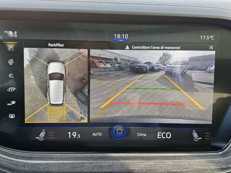 Volkswagen Touareg usata a Livorno (18)