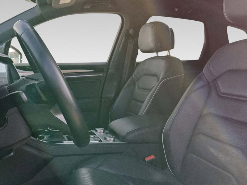 Volkswagen Touareg usata a Livorno (9)