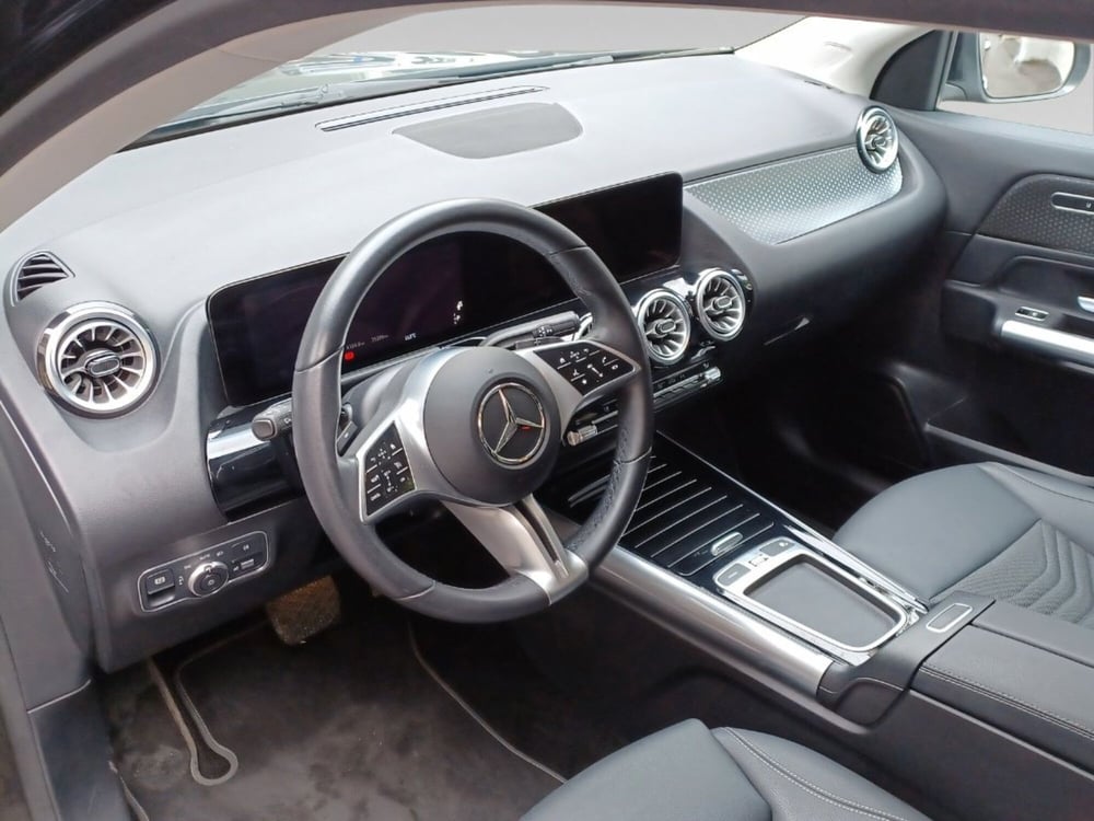 Mercedes-Benz GLA SUV usata a Pisa (11)