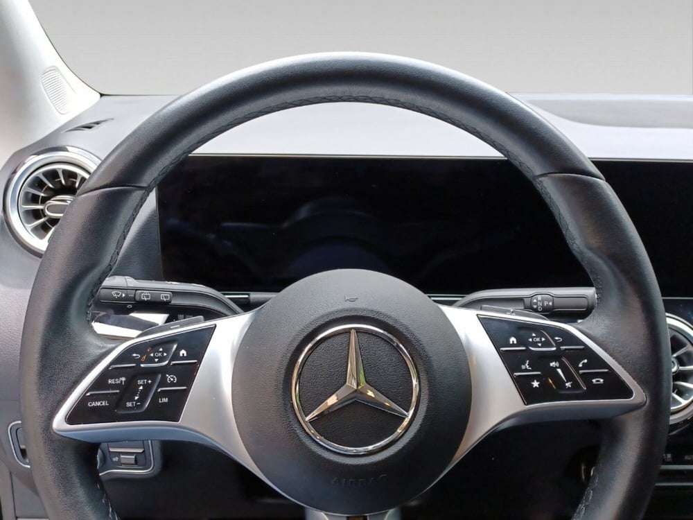 Mercedes-Benz GLA SUV usata a Pisa (12)
