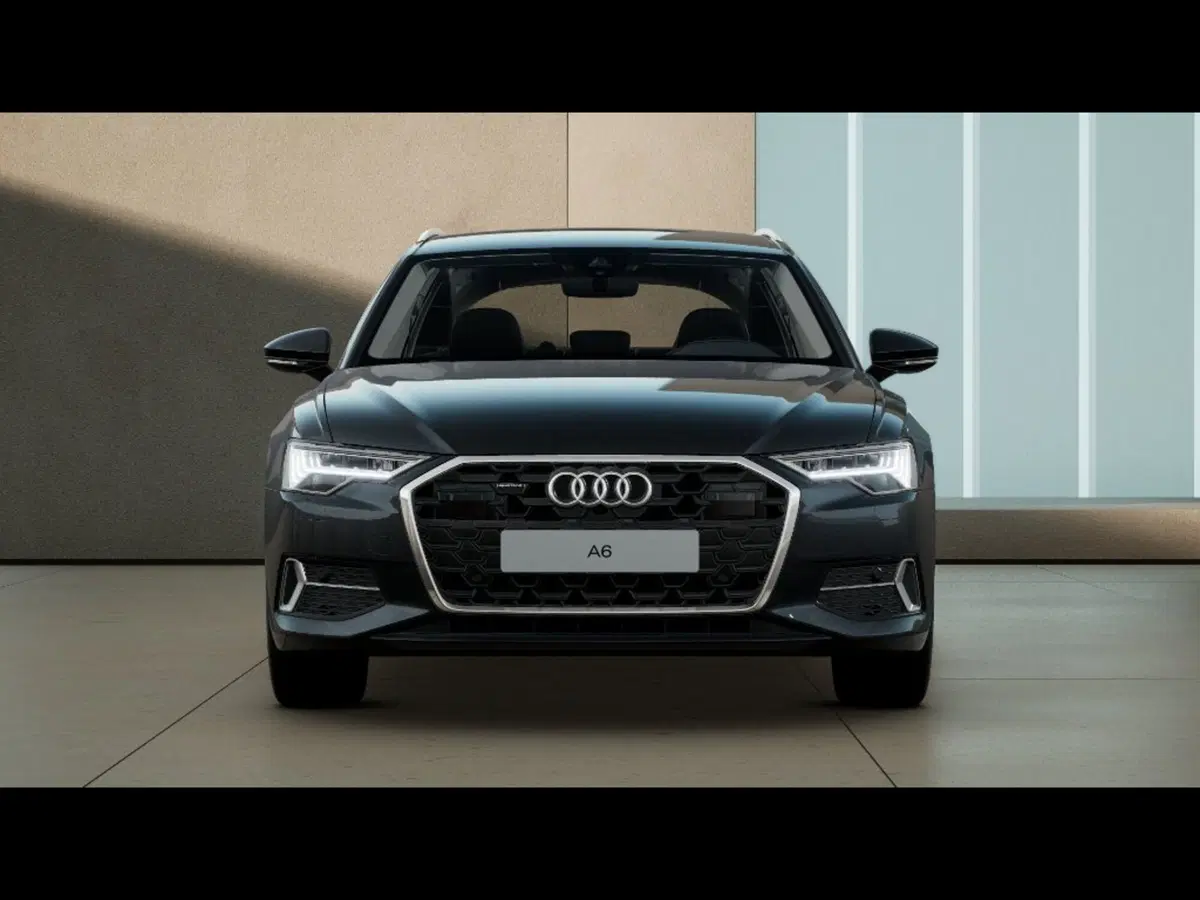 Audi A6 Avant nuova a Livorno (4)
