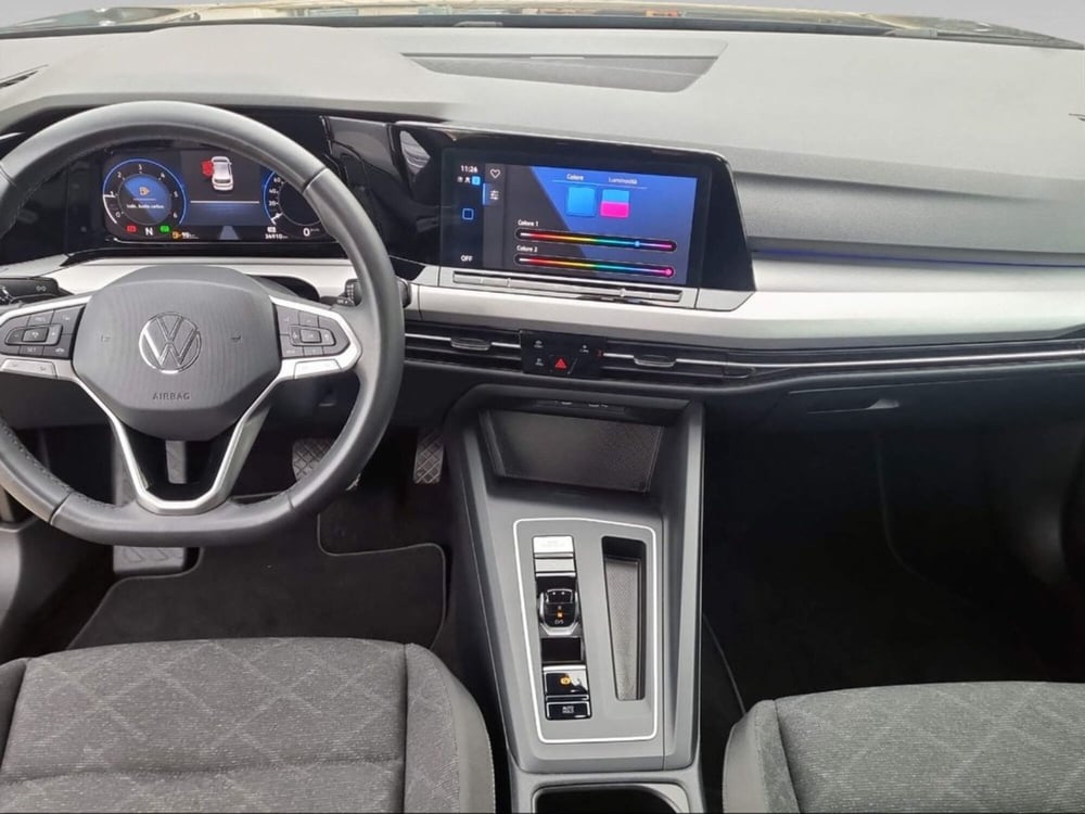 Volkswagen Golf Variant usata a Livorno (10)