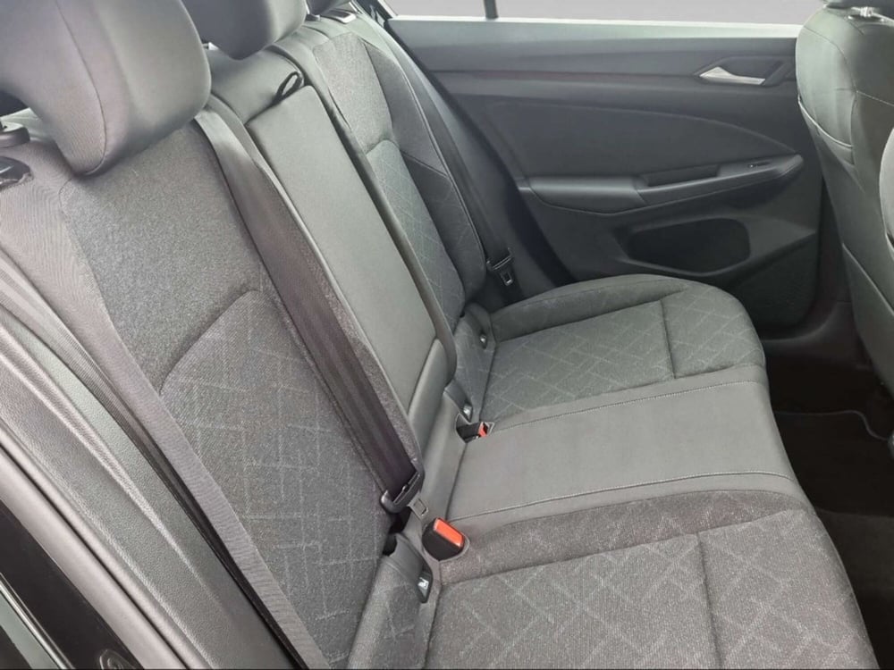 Volkswagen Golf Variant usata a Livorno (11)