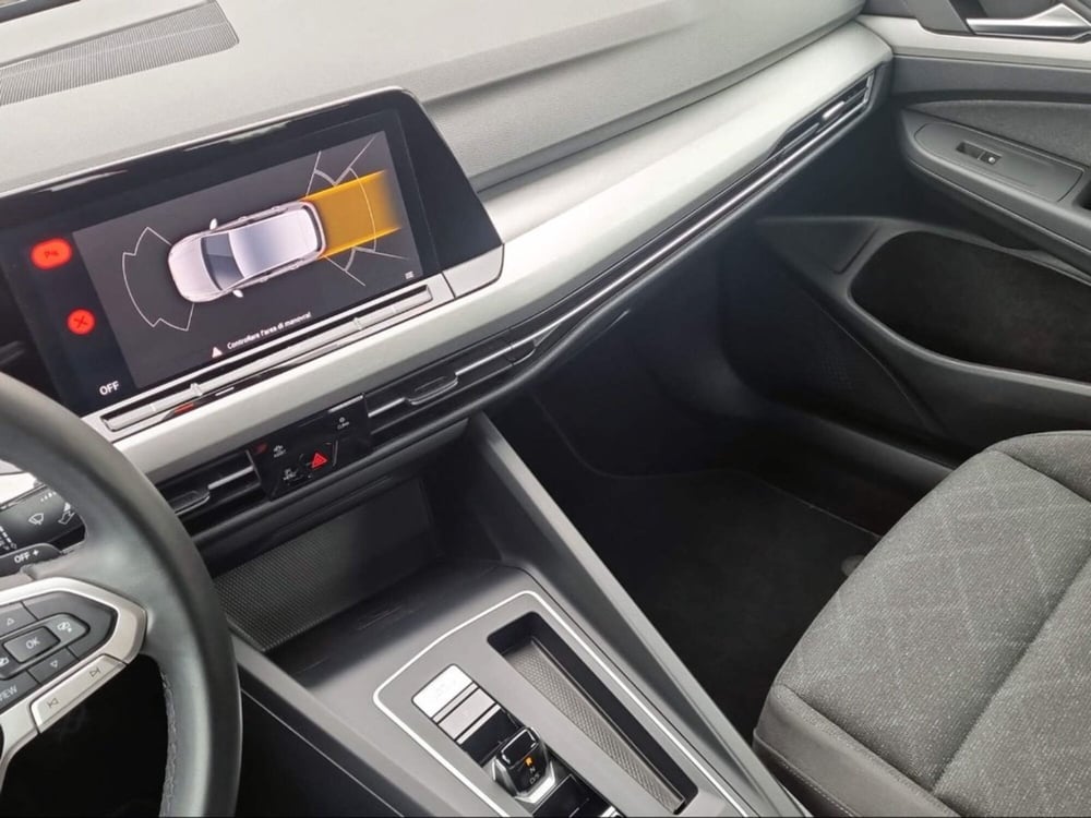 Volkswagen Golf Variant usata a Livorno (13)