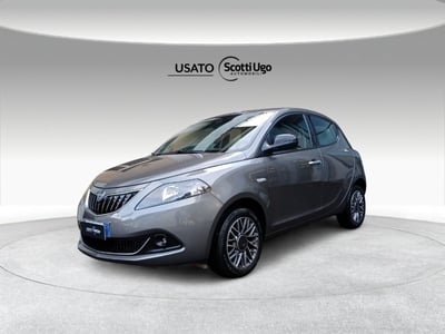 Lancia Ypsilon 1.0 FireFly 5 porte S&amp;S Hybrid Gold Plus del 2023 usata a Cascina