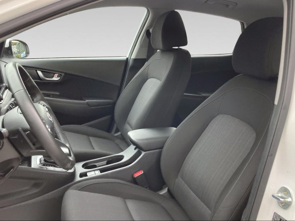 Hyundai Kona usata a Pisa (10)