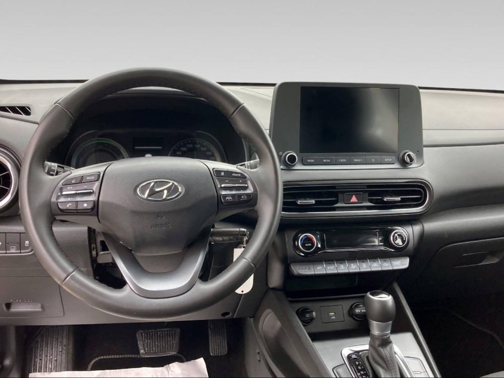 Hyundai Kona usata a Pisa (11)