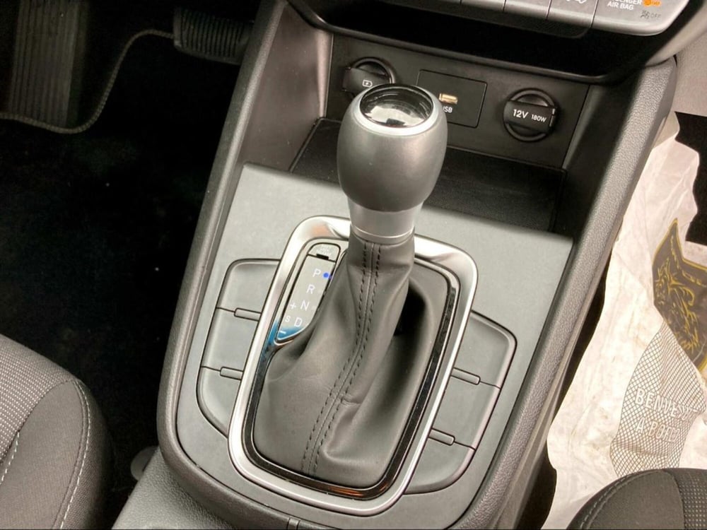 Hyundai Kona usata a Pisa (15)