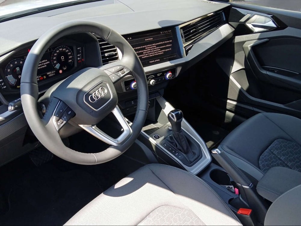 Audi A1 Sportback usata a Livorno (6)