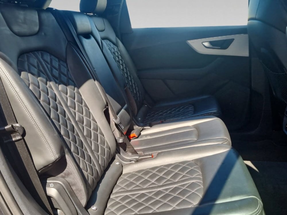 Audi Q7 usata a Livorno (11)