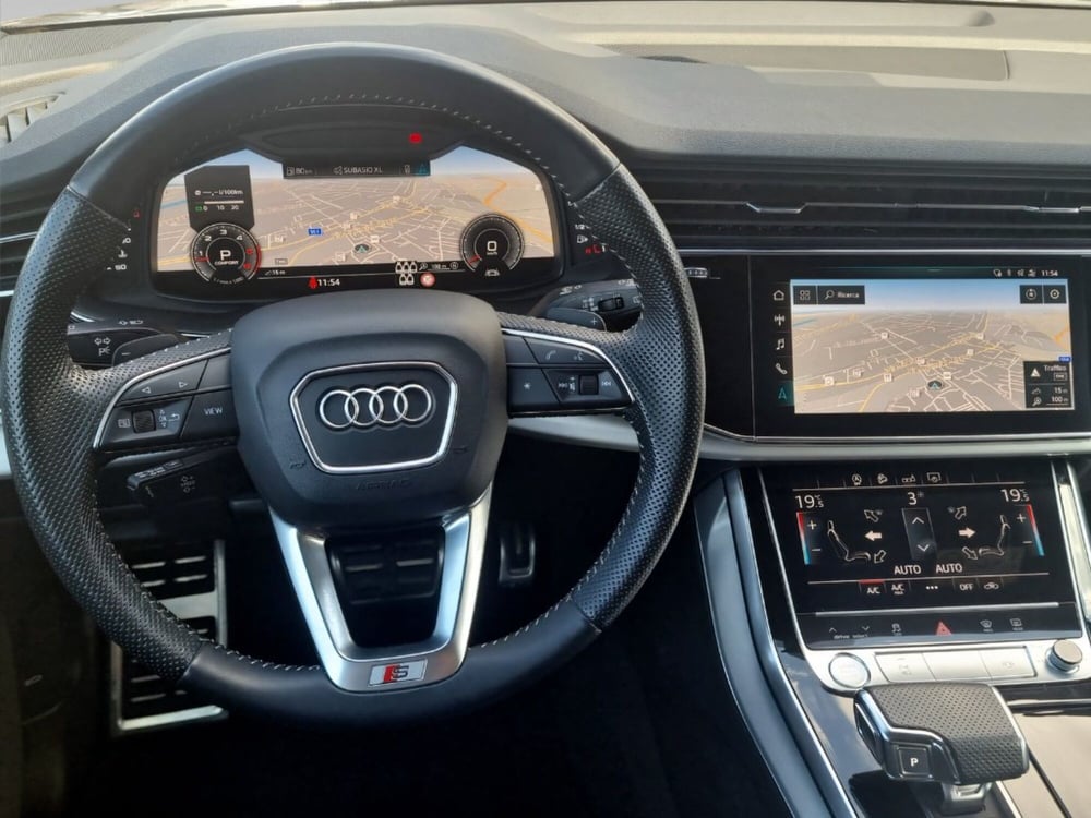 Audi Q7 usata a Livorno (8)