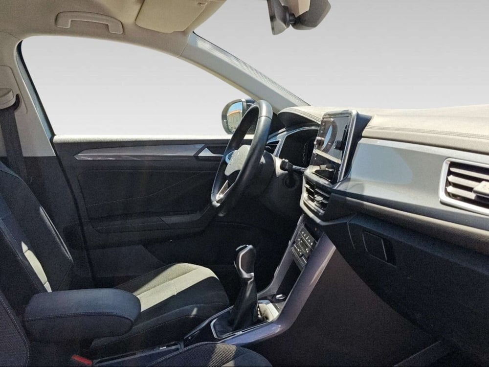 Volkswagen T-Roc usata a Livorno (12)