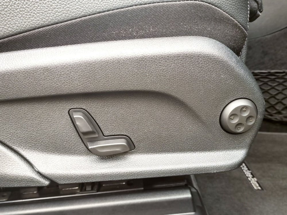 Mercedes-Benz GLC SUV usata a Livorno (14)