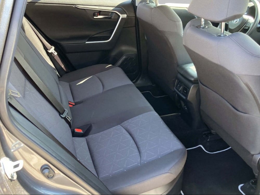 Toyota Rav4 usata a Pisa (15)