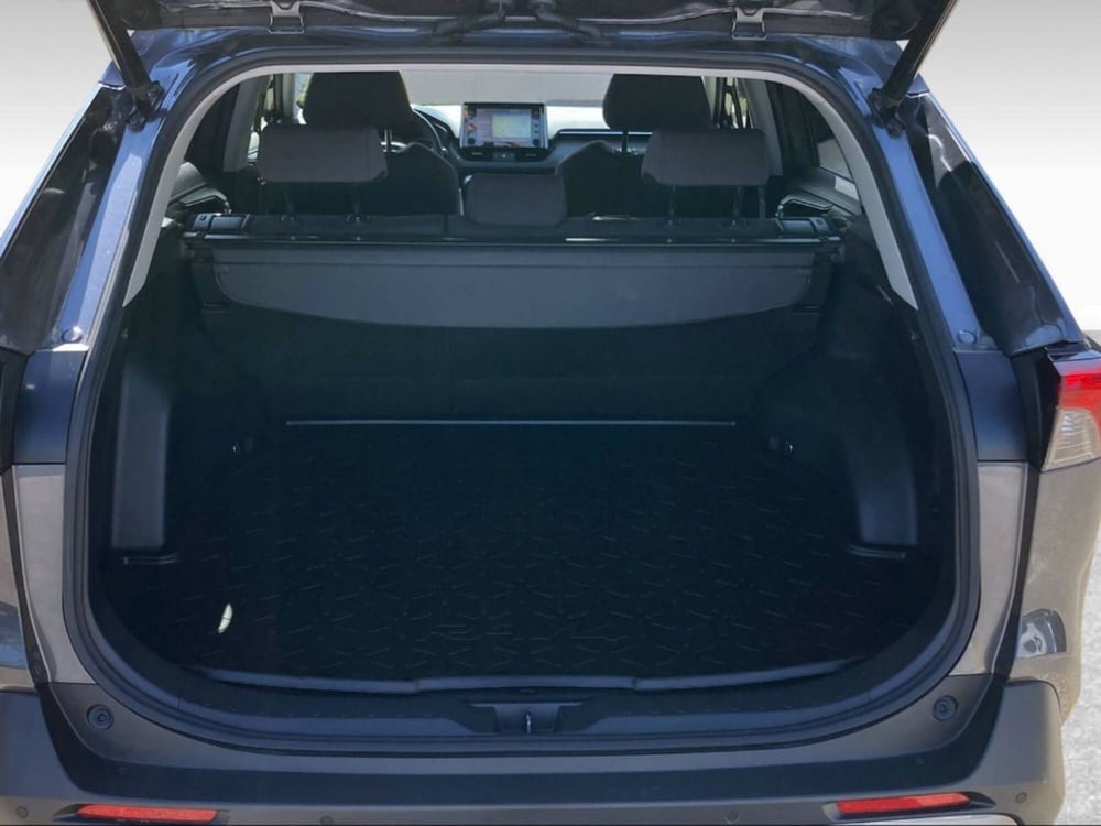 Toyota Rav4 usata a Pisa (7)