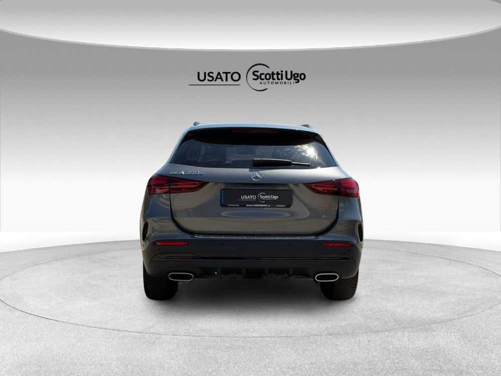 Mercedes-Benz GLA SUV usata a Pisa (5)