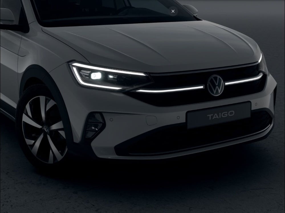 Volkswagen Taigo nuova a Livorno (4)