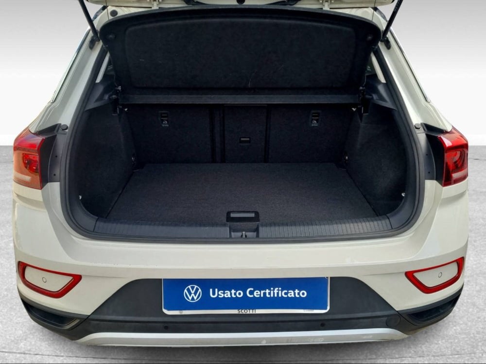Volkswagen T-Roc usata a Livorno (14)