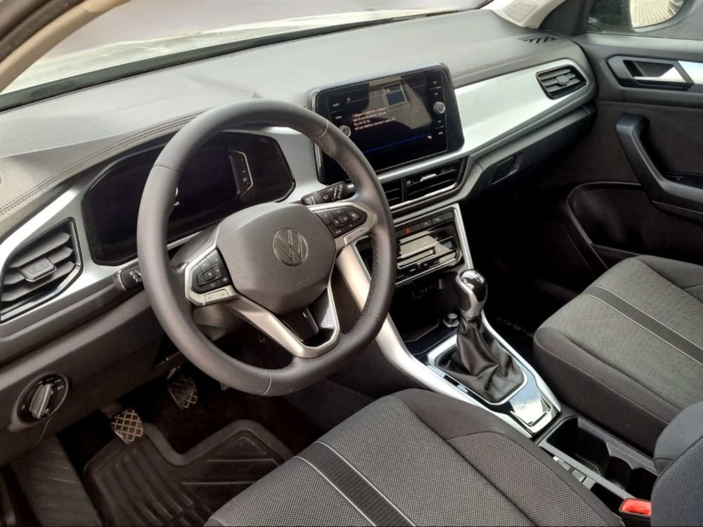 Volkswagen T-Roc usata a Livorno (6)