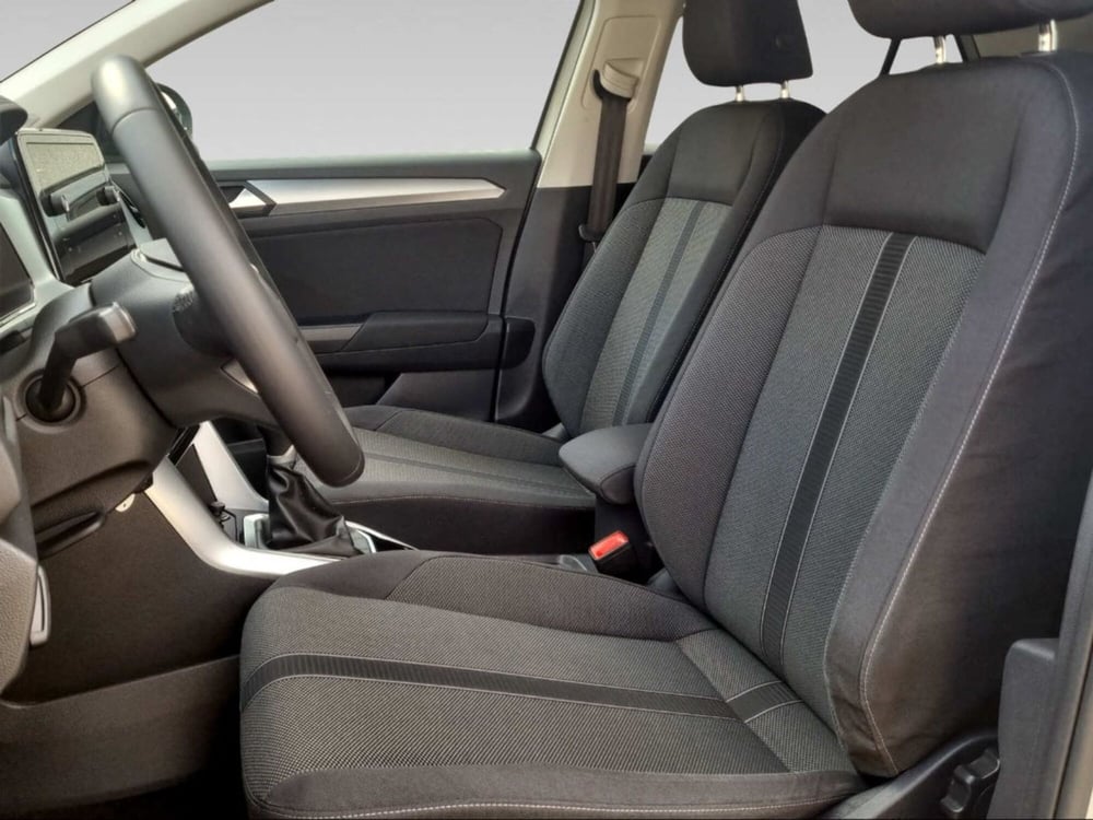 Volkswagen T-Roc usata a Livorno (9)