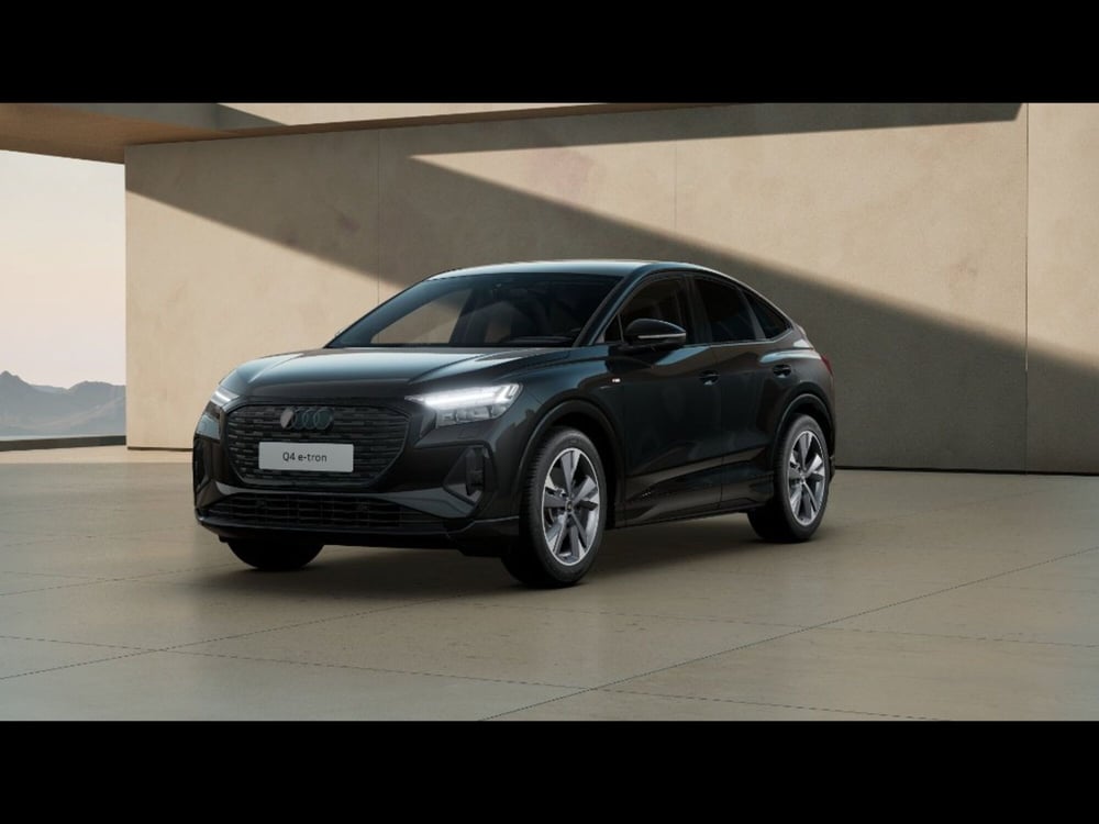 Audi Q4 Sportback nuova a Livorno