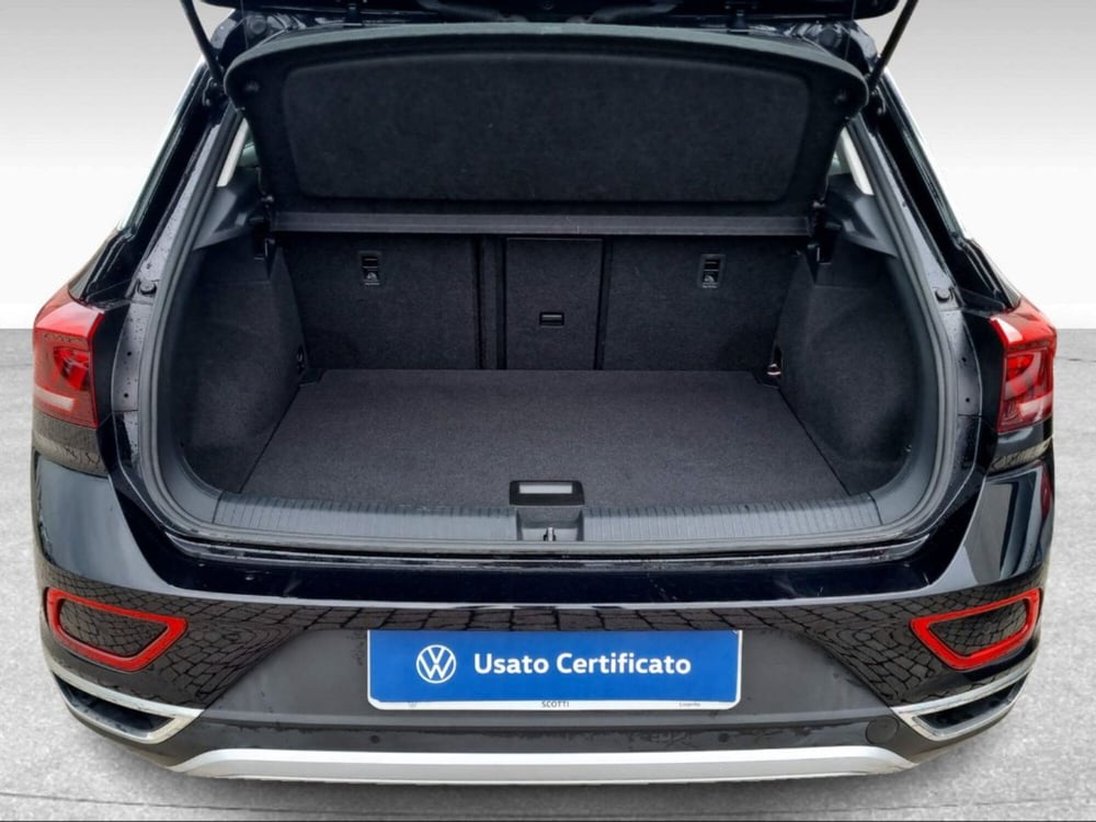 Volkswagen T-Roc usata a Livorno (14)