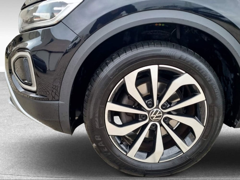 Volkswagen T-Roc usata a Livorno (15)