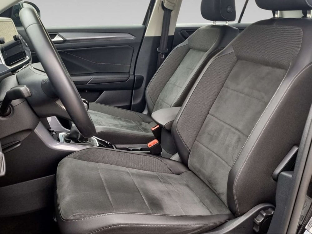 Volkswagen T-Roc usata a Livorno (9)