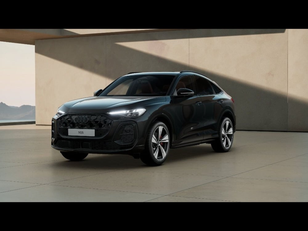 Audi Q5 Sportback nuova a Livorno