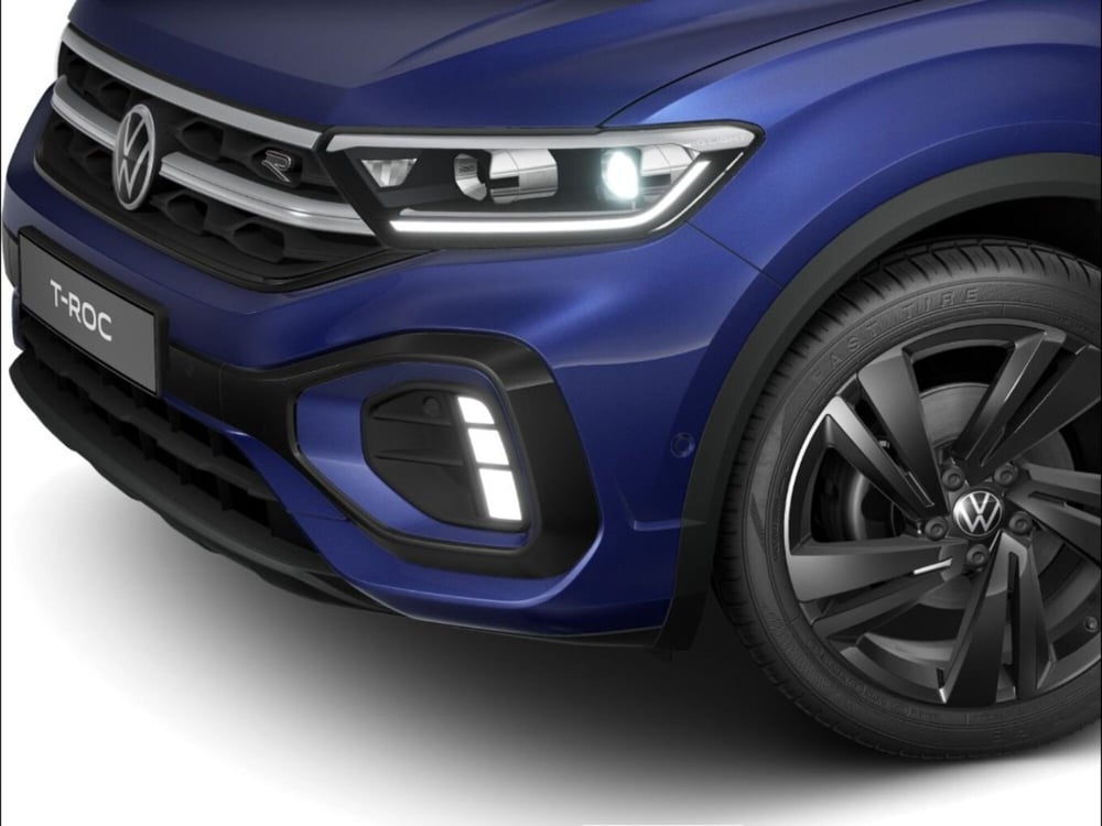 Volkswagen T-Roc nuova a Livorno (7)