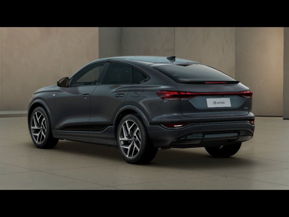 Audi Q6 Sportback nuova a Livorno (3)