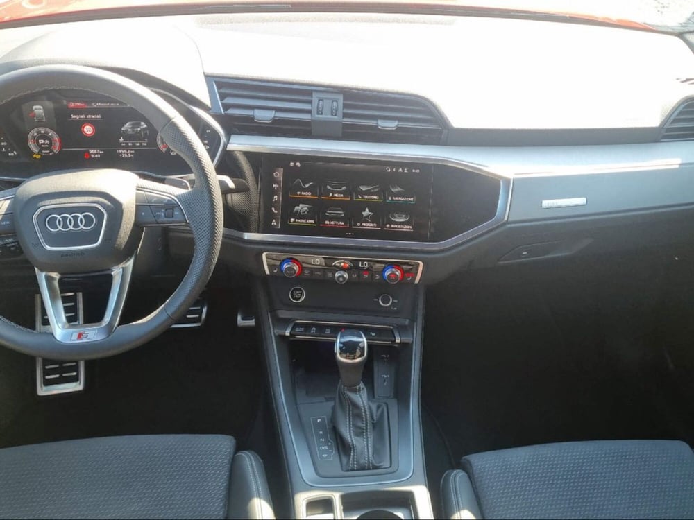 Audi Q3 Sportback usata a Livorno (10)