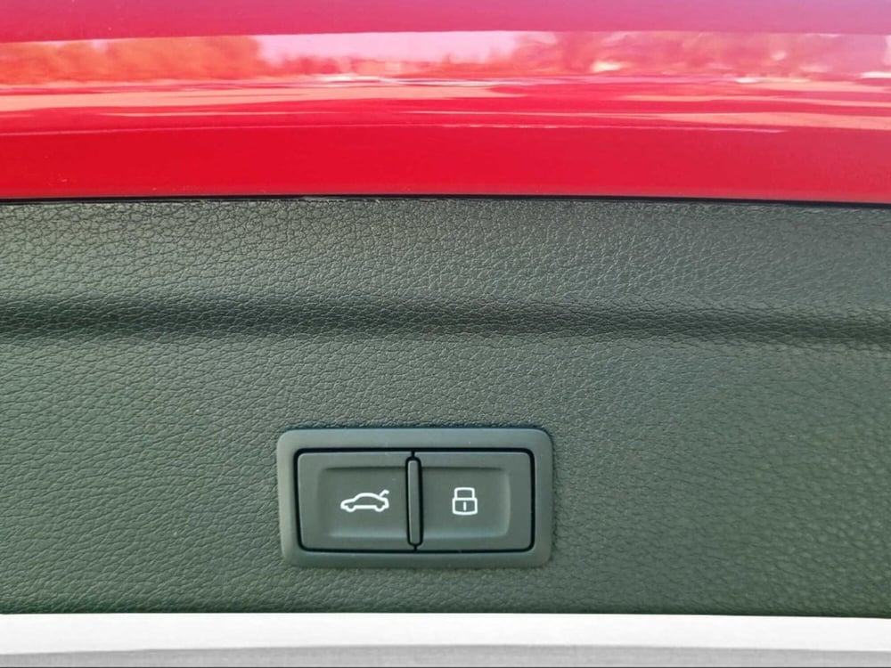 Audi Q3 Sportback usata a Livorno (15)