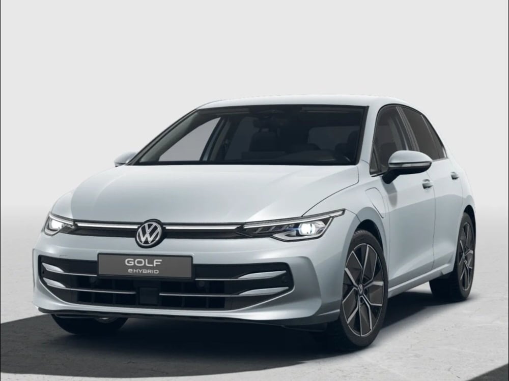 Volkswagen Golf nuova a Livorno