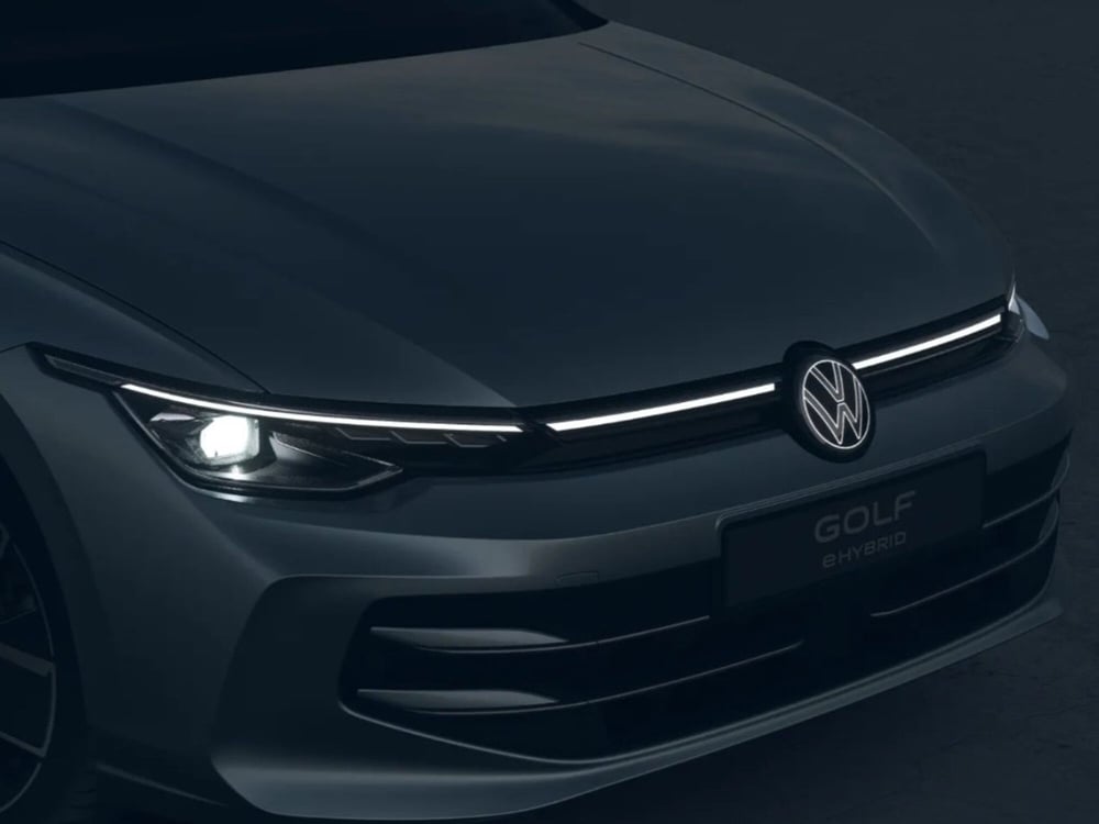Volkswagen Golf nuova a Livorno (4)