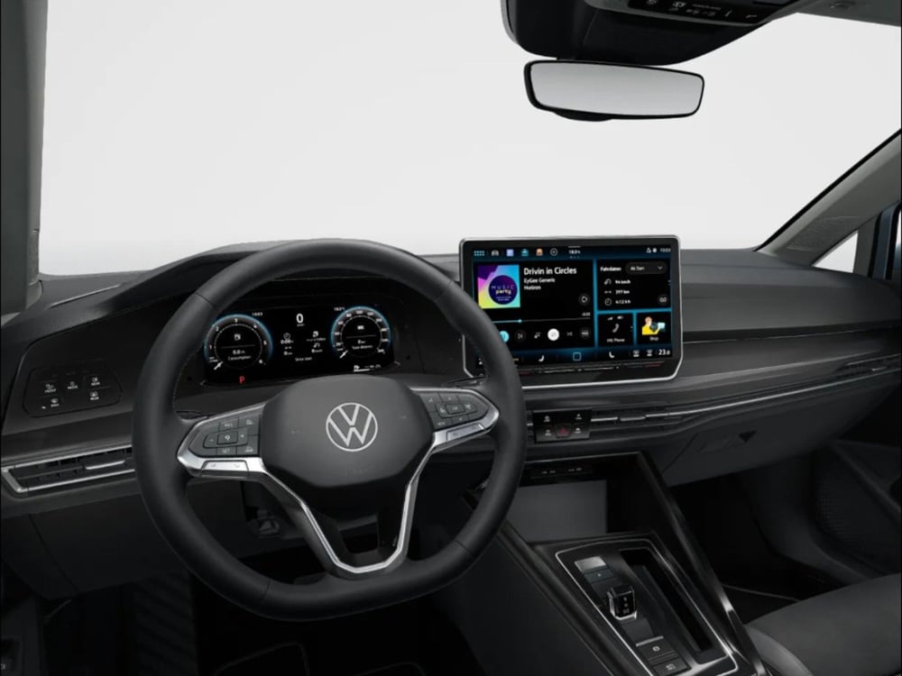 Volkswagen Golf nuova a Livorno (8)