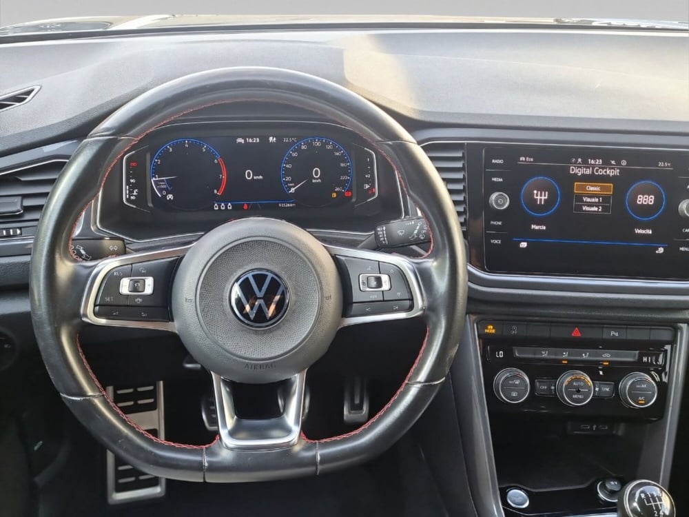 Volkswagen T-Roc usata a Firenze (8)