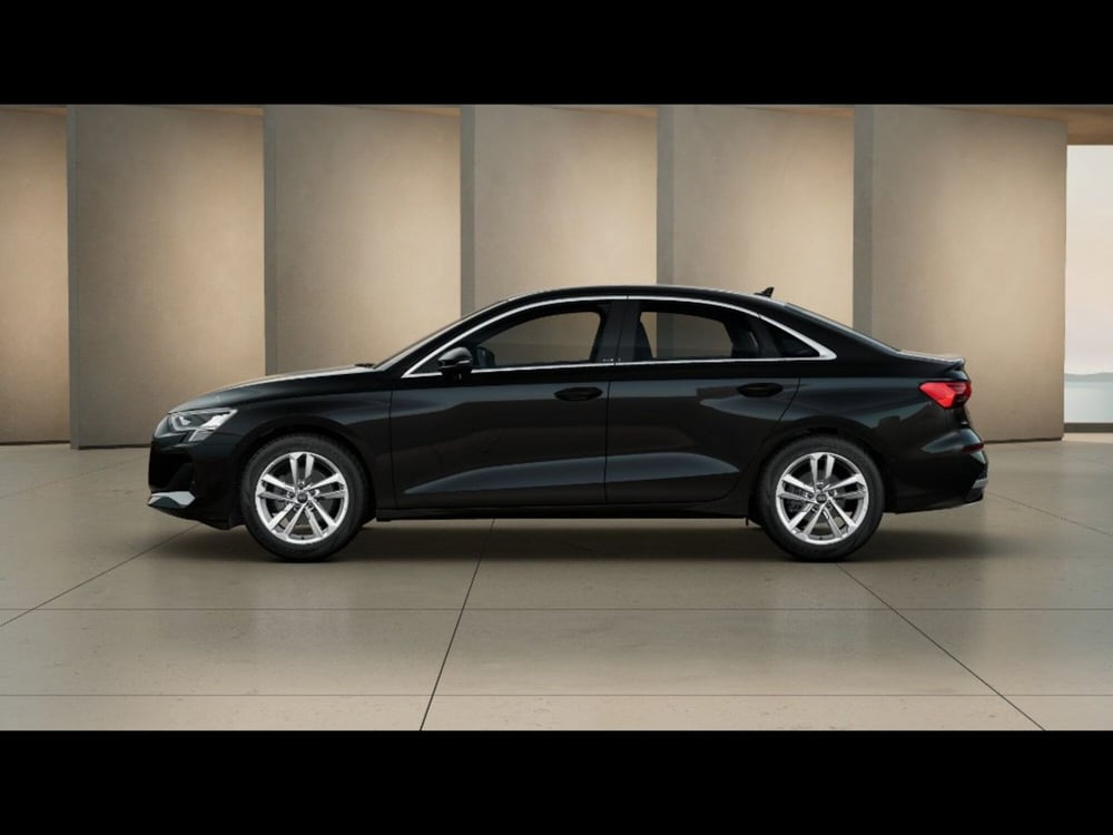 Audi A3 Sedan nuova a Pisa (2)
