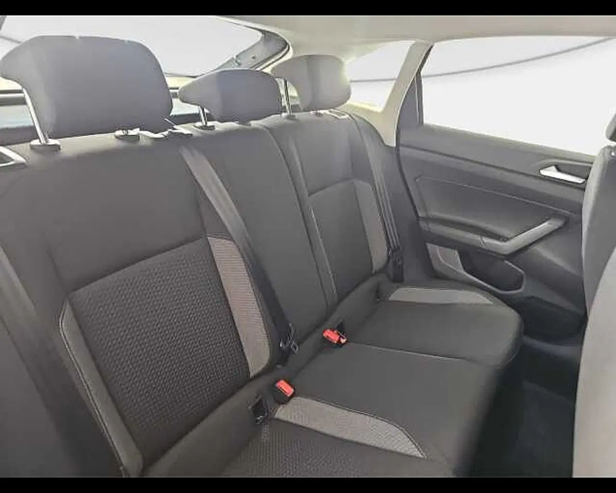 Volkswagen Taigo usata a Roma (9)