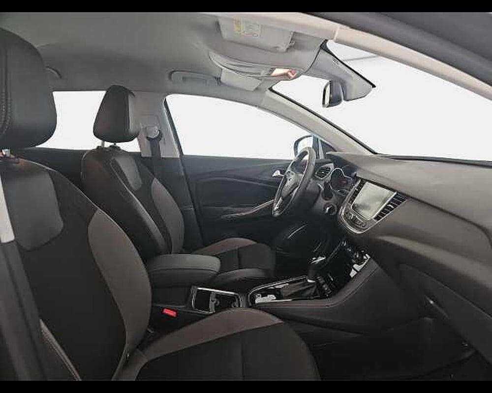 Opel Grandland X usata a Roma (8)