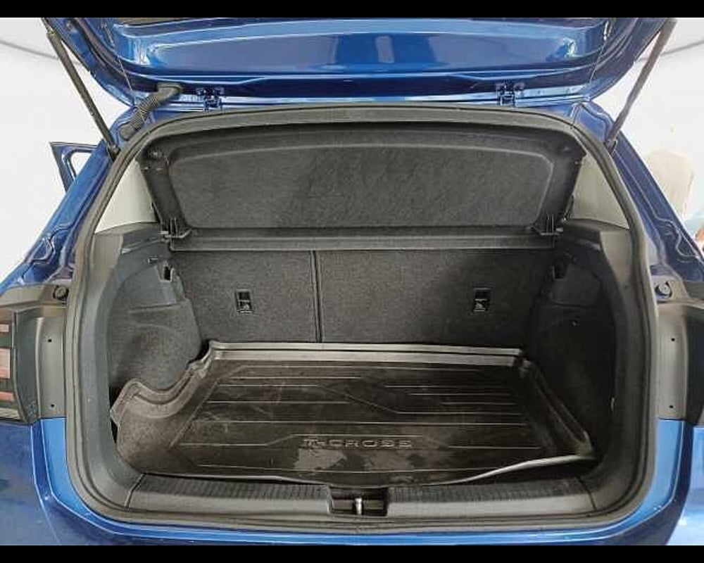 Volkswagen T-Cross usata a Roma (11)