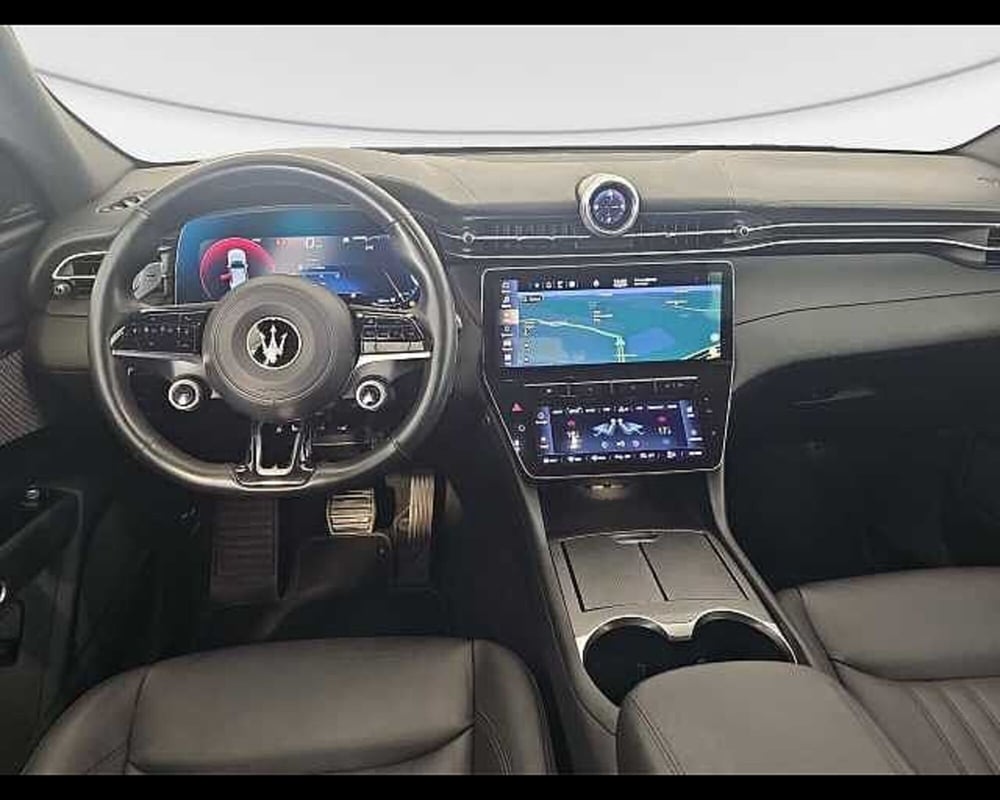 Maserati Grecale usata a Roma (6)