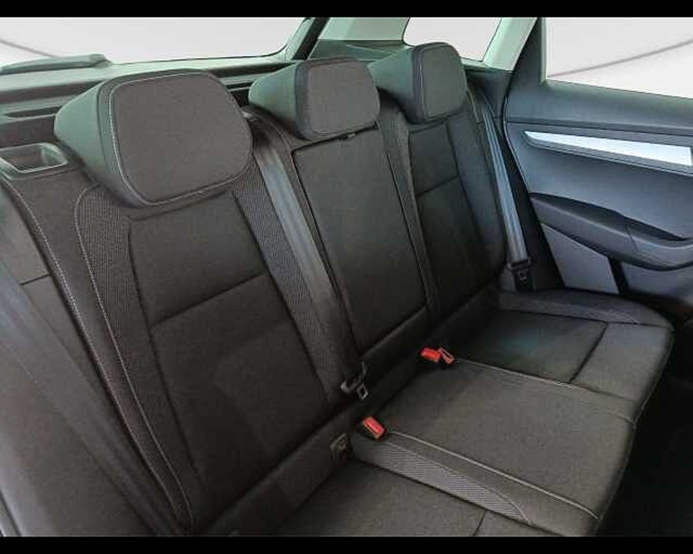 Skoda Karoq usata a Roma (9)