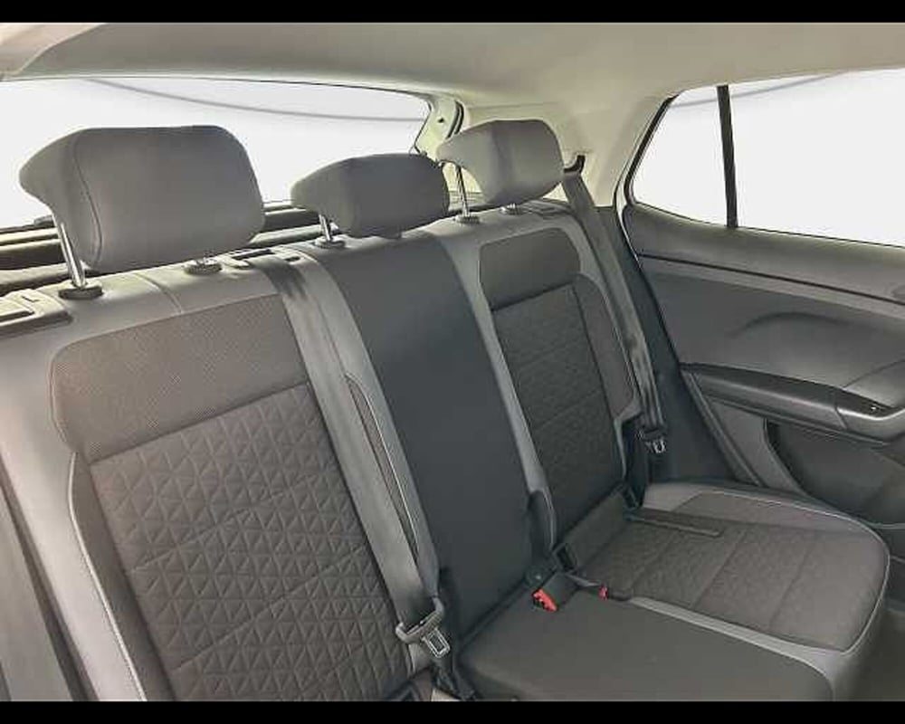 Volkswagen T-Cross usata a Roma (9)