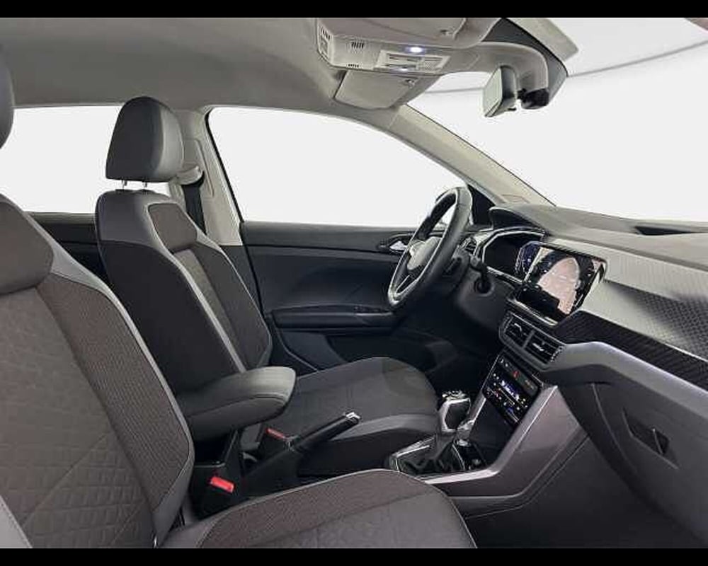 Volkswagen T-Cross usata a Roma (8)