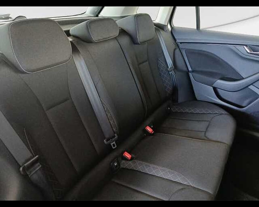 Skoda Kamiq usata a Roma (9)